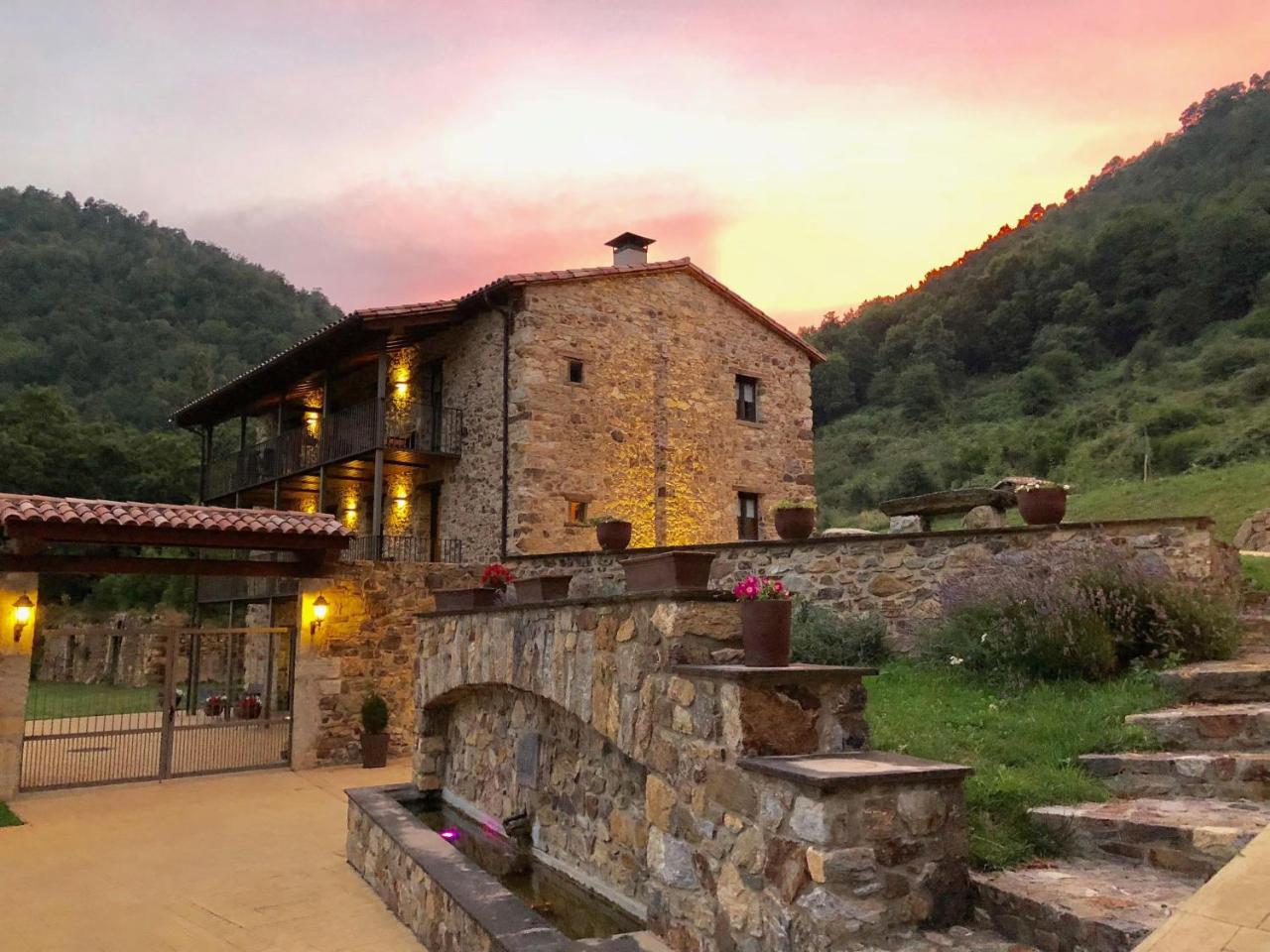 Aparthotel La Casassa de Ribes Ribes De Freser Exterior foto